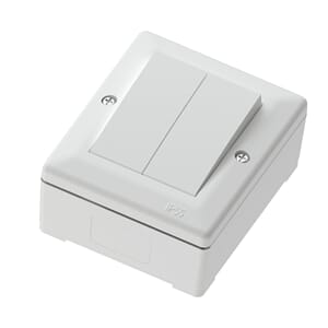 Bryter IP55 16A/2+1 polarhvit